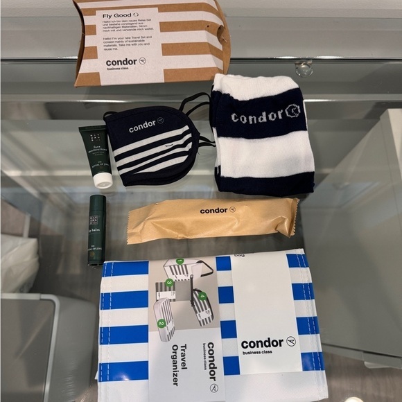 Condor Travel Set & Travel Organizer - toothbrush, eye mask, lip balm - Picture 1 of 3